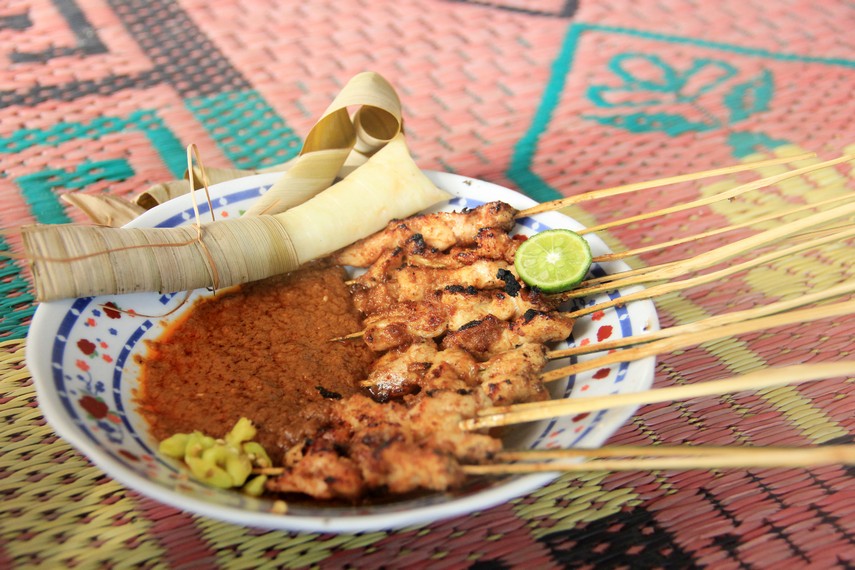 sate bulayak